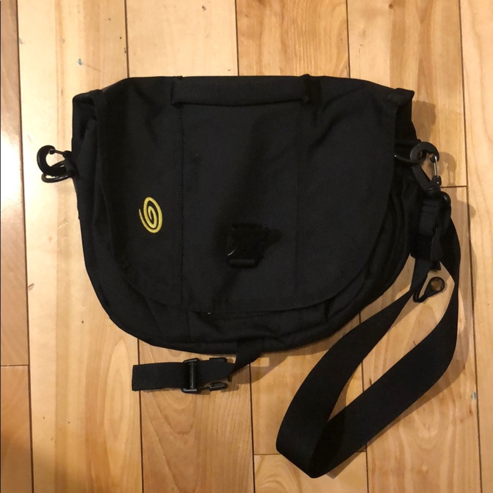 Timbuk 2 small messenger bag